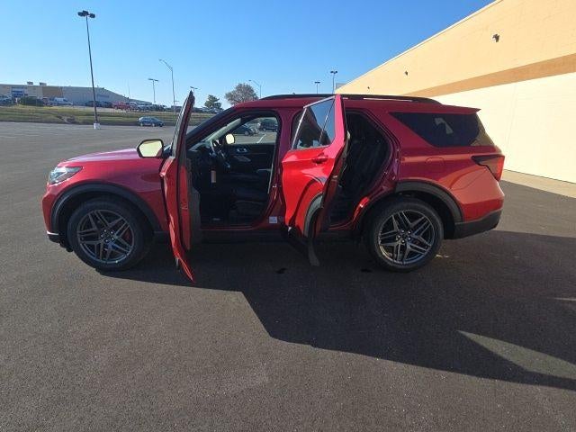 2026 Ford Explorer ST 4WD