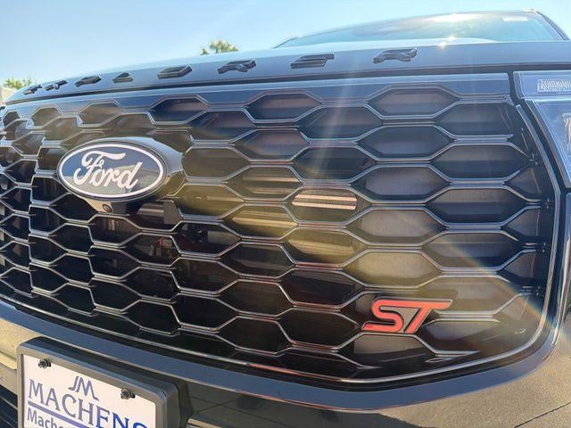 2027 Ford Explorer ST 4WD