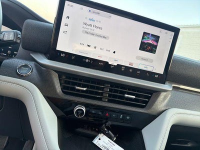 2027 Ford Explorer Platinum 4WD