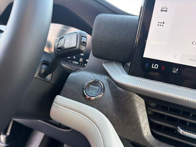 2027 Ford Explorer Platinum 4WD
