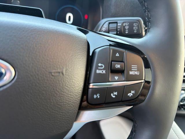 2027 Ford Explorer Platinum 4WD