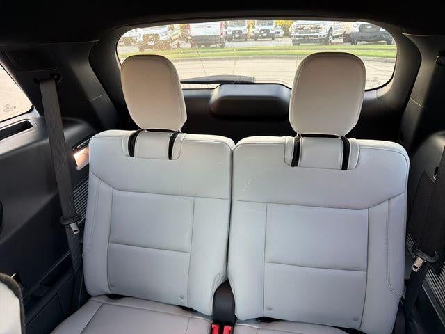2027 Ford Explorer Platinum 4WD