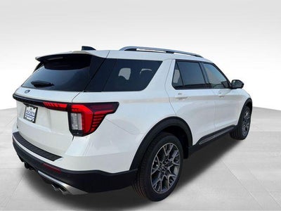 2027 Ford Explorer Platinum 4WD