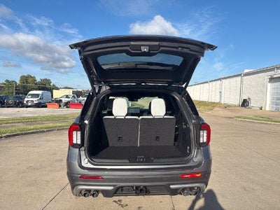 2027 Ford Explorer Platinum 4WD