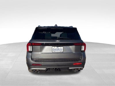 2027 Ford Explorer Platinum 4WD