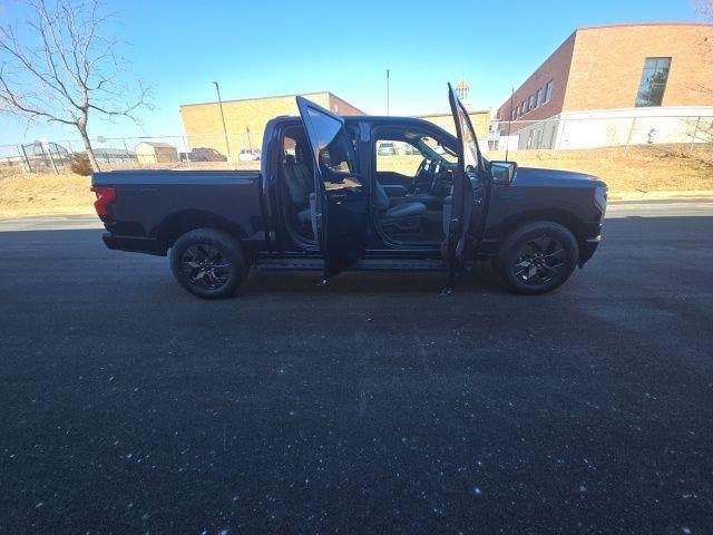 2025 Ford F-150 Lightning Flash 4WD SuperCrew 5.5' Box