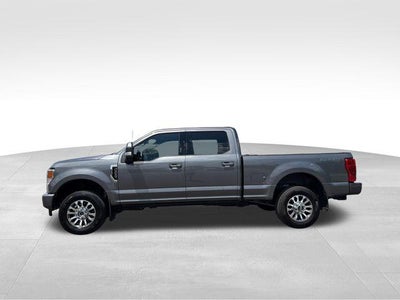 2022 Ford Super Duty F-250 SRW LARIAT 4WD Crew Cab 6.75' Box