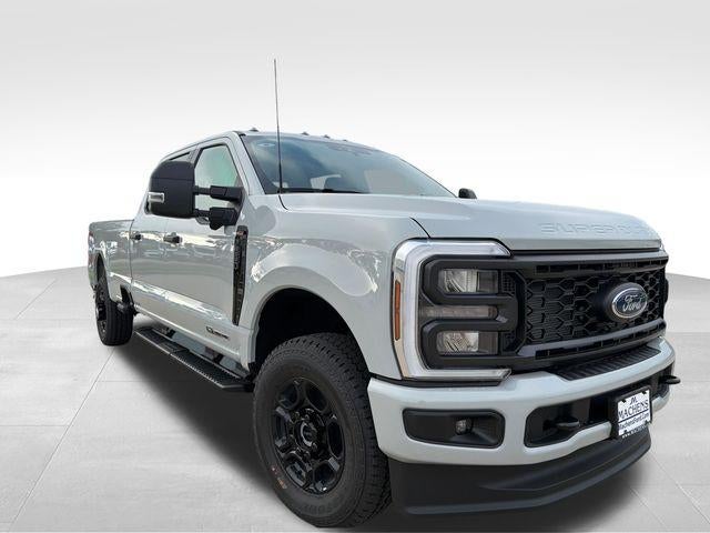 2026 Ford Super Duty F-250 SRW XL 4WD Crew Cab 6.75' Box