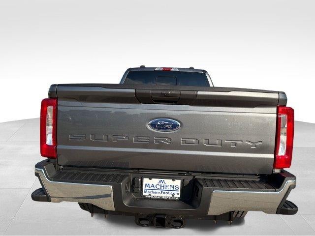 2026 Ford Super Duty F-250 SRW XLT 4WD Crew Cab 6.75' Box