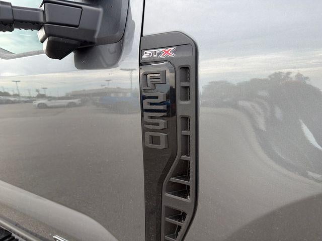 2026 Ford Super Duty F-250 SRW XL 4WD Crew Cab 6.75' Box