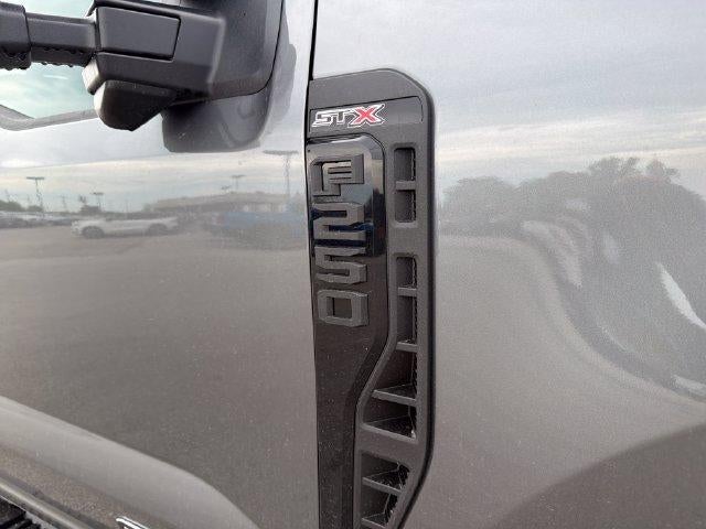 2026 Ford Super Duty F-250 SRW XL 4WD Crew Cab 6.75' Box