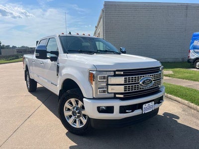 2019 Ford Super Duty F-250 SRW Platinum 4WD Crew Cab 6.75' Box