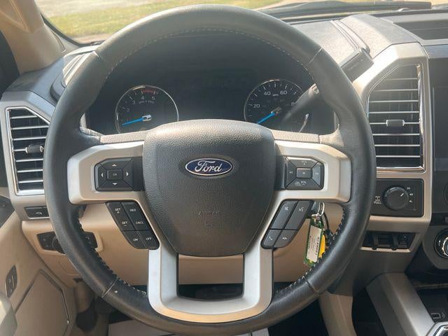 2017 Ford Super Duty F-250 SRW Lariat 4WD Crew Cab 6.75' Box