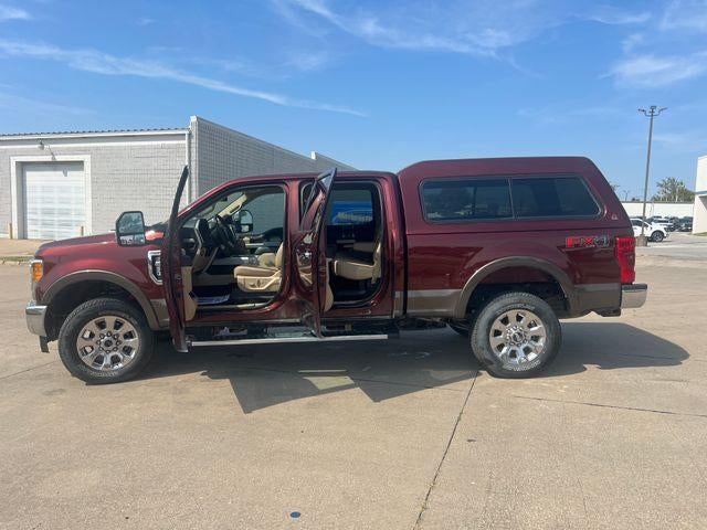 2017 Ford Super Duty F-250 SRW Lariat 4WD Crew Cab 6.75' Box