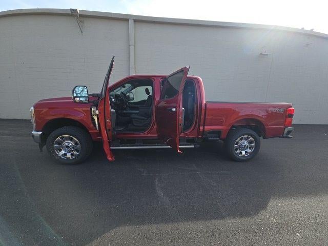 2026 Ford Super Duty F-250 SRW LARIAT 4WD Crew Cab 6.75' Box