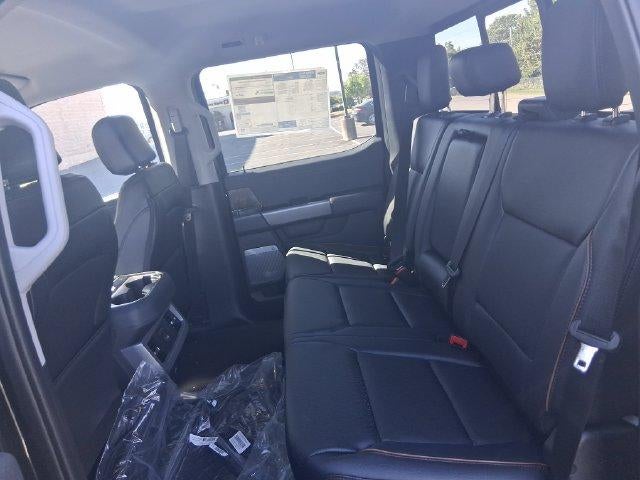 2027 Ford Super Duty F-250 SRW LARIAT 4WD Crew Cab 6.75' Box