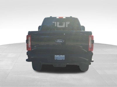 2027 Ford Super Duty F-250 SRW LARIAT 4WD Crew Cab 6.75' Box