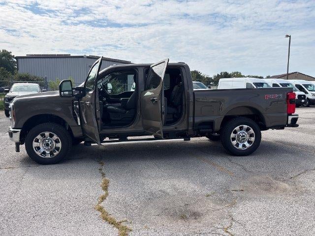 2027 Ford Super Duty F-250 SRW LARIAT 4WD Crew Cab 6.75' Box