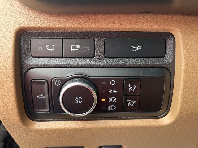 2024 Ford Super Duty F-250 SRW LARIAT 4WD Crew Cab 6.75' Box