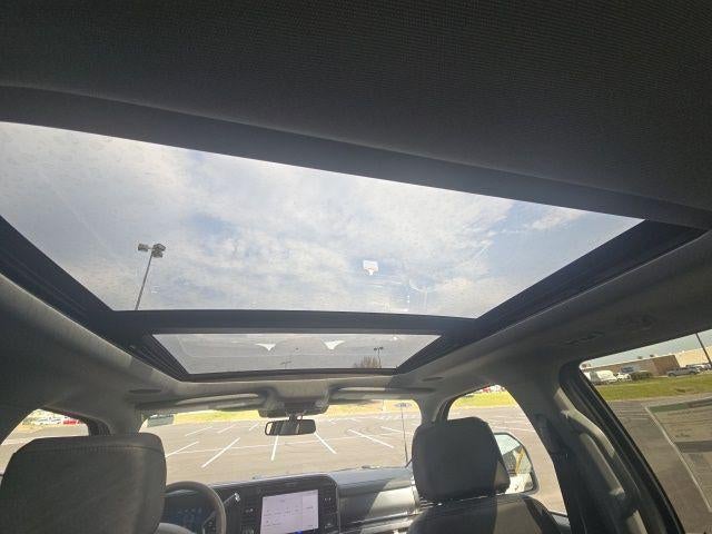 2026 Ford Super Duty F-250 SRW LARIAT 4WD Crew Cab 6.75' Box