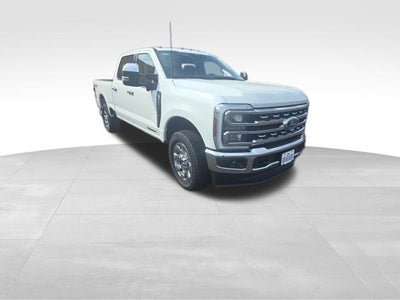 2026 Ford Super Duty F-250 SRW LARIAT 4WD Crew Cab 6.75' Box