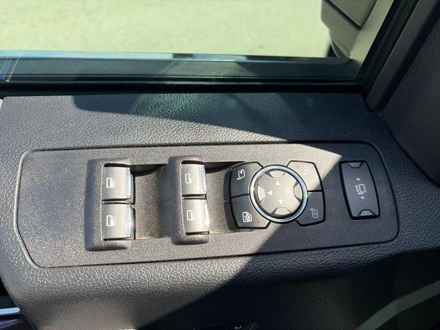 2020 Ford Super Duty F-250 SRW Platinum 4WD Crew Cab 6.75' Box