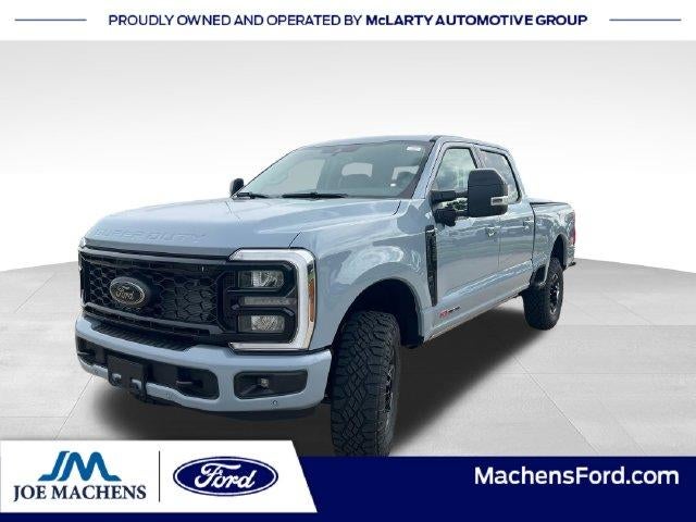 2026 Ford Super Duty F-350 SRW LARIAT 4WD Crew Cab 6.75' Box