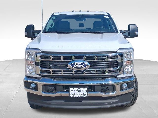 2027 Ford Super Duty F-350 SRW XLT 4WD Crew Cab 6.75' Box
