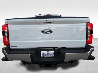 2027 Ford Super Duty F-350 SRW LARIAT 4WD Crew Cab 6.75' Box