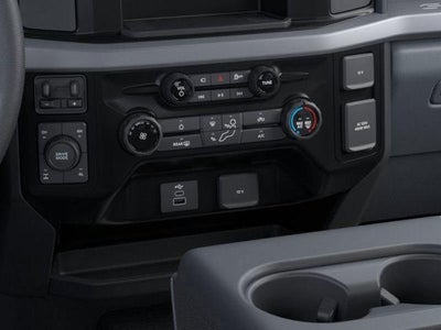 2026 Ford Super Duty F-350 SRW XLT 4WD Crew Cab 6.75' Box
