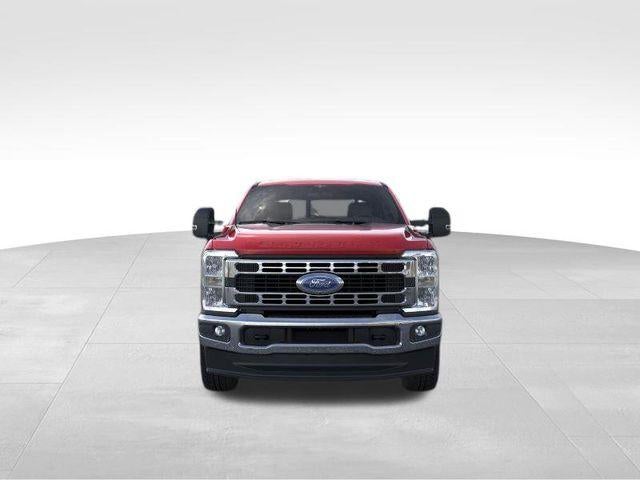 2026 Ford Super Duty F-350 SRW XLT 4WD Crew Cab 6.75' Box