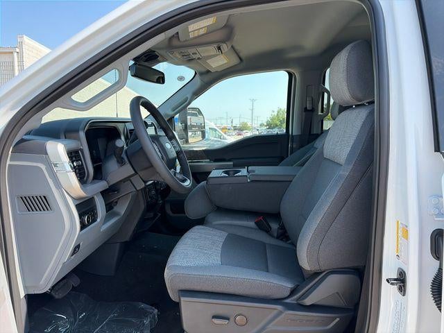 2026 Ford Super Duty F-350 SRW XLT 4WD Crew Cab 6.75' Box