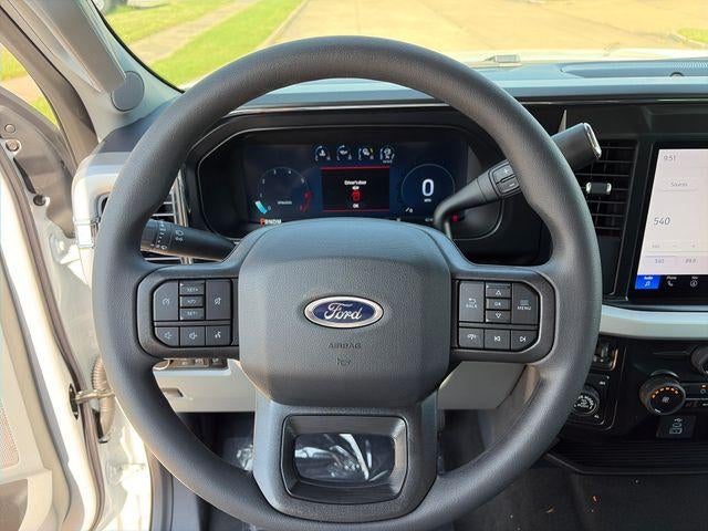 2026 Ford Super Duty F-350 SRW XLT 4WD Crew Cab 6.75' Box