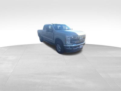 2026 Ford Super Duty F-350 SRW XLT 4WD Crew Cab 6.75' Box