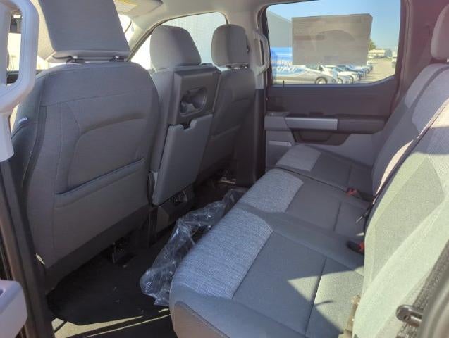 2027 Ford Super Duty F-350 SRW XLT 4WD Crew Cab 6.75' Box