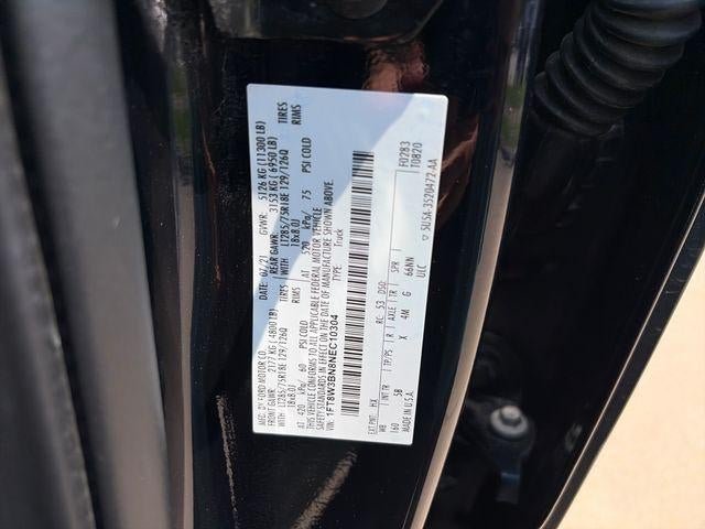 2022 Ford Super Duty F-350 SRW LARIAT 4WD Crew Cab 6.75' Box