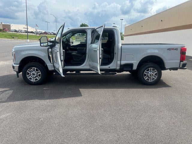 2026 Ford Super Duty F-350 SRW LARIAT 4WD Crew Cab 6.75' Box