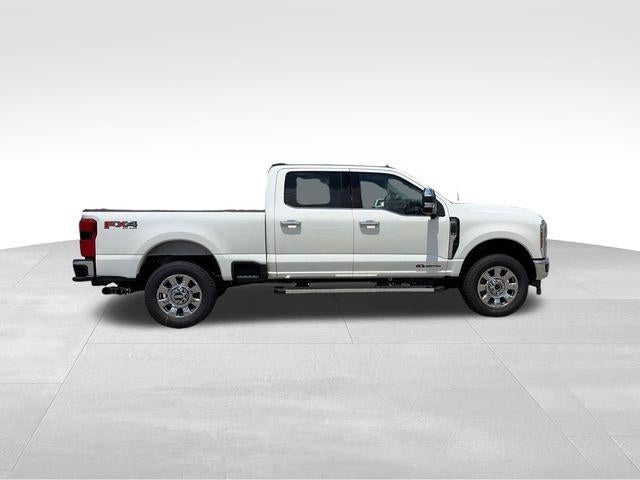 2026 Ford Super Duty F-350 SRW LARIAT 4WD Crew Cab 6.75' Box