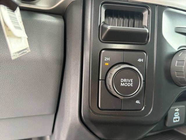 2026 Ford Super Duty F-350 SRW XL 4WD Crew Cab 6.75' Box