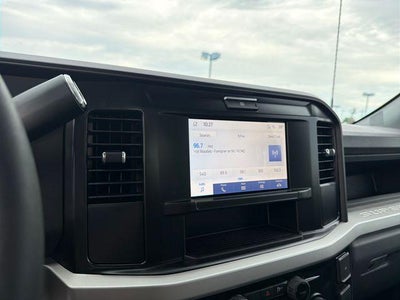 2026 Ford Super Duty F-350 SRW XL 4WD Crew Cab 6.75' Box