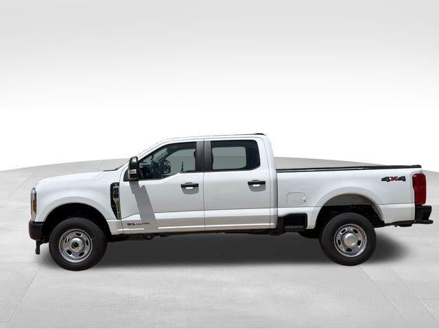 2026 Ford Super Duty F-350 SRW XL 4WD Crew Cab 6.75' Box
