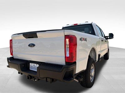 2026 Ford Super Duty F-350 SRW XL 4WD Crew Cab 6.75' Box