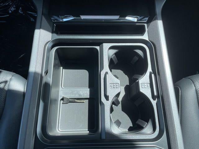2026 Ford Super Duty F-350 SRW LARIAT 4WD Crew Cab 6.75' Box
