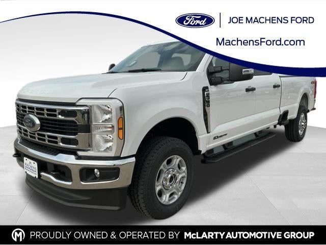 2026 Ford Super Duty F-350 SRW XLT 4WD Crew Cab 6.75' Box