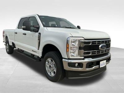2026 Ford Super Duty F-350 SRW XLT 4WD Crew Cab 6.75' Box