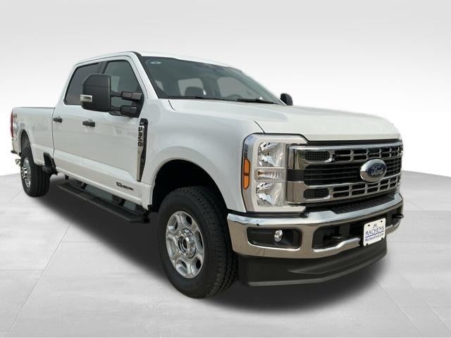 2026 Ford Super Duty F-350 SRW XLT 4WD Crew Cab 6.75' Box