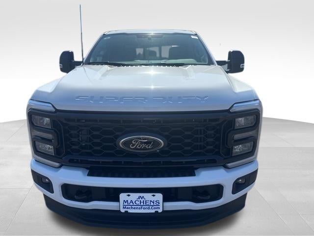 2026 Ford Super Duty F-350 SRW XLT 4WD Crew Cab 6.75' Box