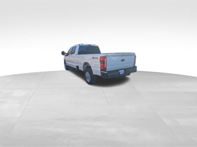 2026 Ford Super Duty F-350 SRW XLT 4WD Crew Cab 6.75' Box