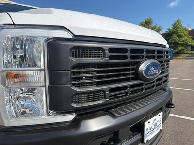 2026 Ford Super Duty F-350 SRW XL 4WD Crew Cab 6.75' Box