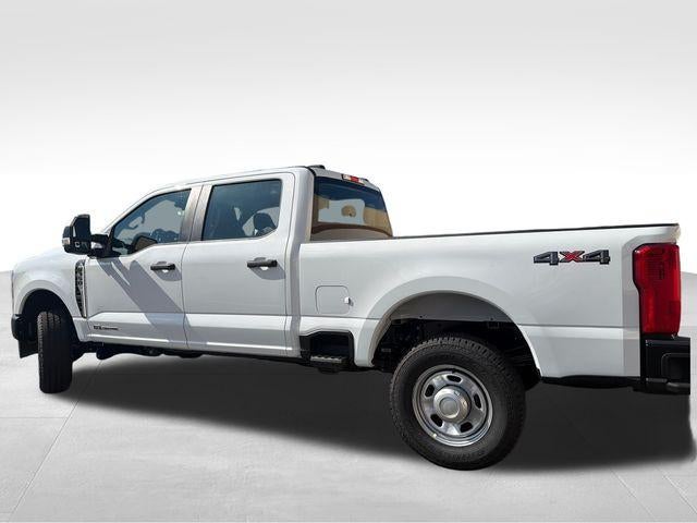 2026 Ford Super Duty F-350 SRW XL 4WD Crew Cab 6.75' Box